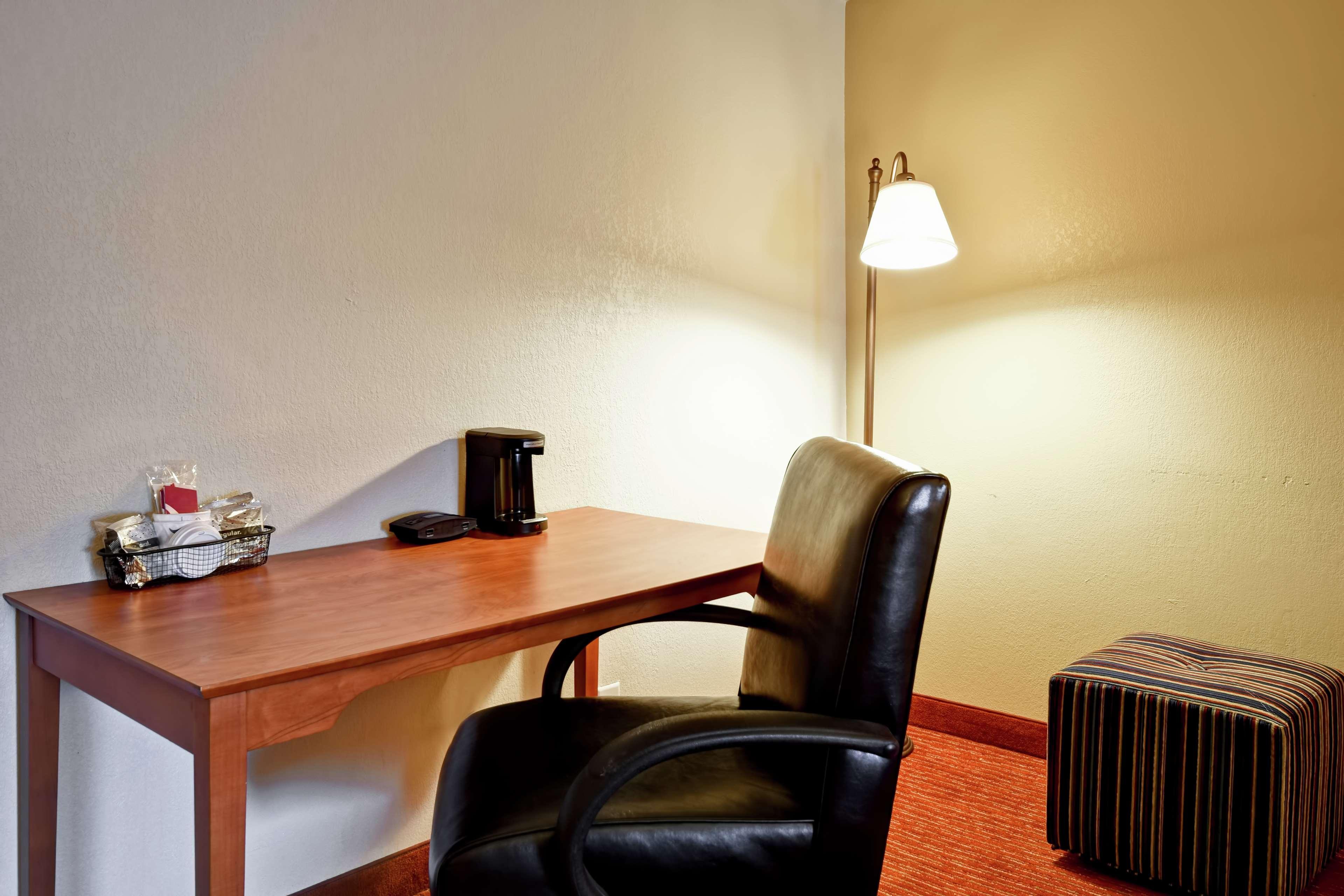Hampton Inn Louisville Airport Fair/Expo Center Extérieur photo