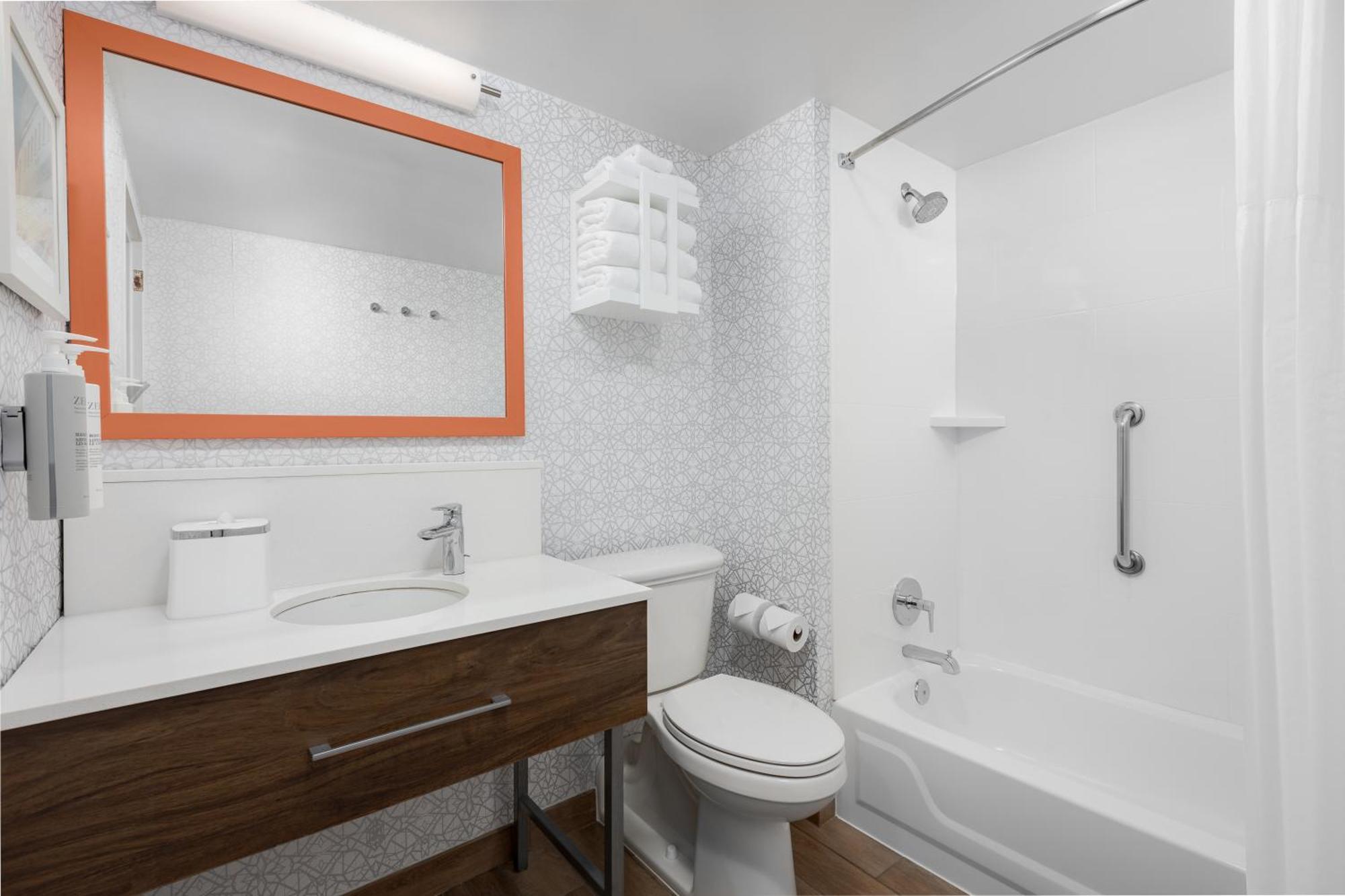 Hampton Inn Louisville Airport Fair/Expo Center Extérieur photo
