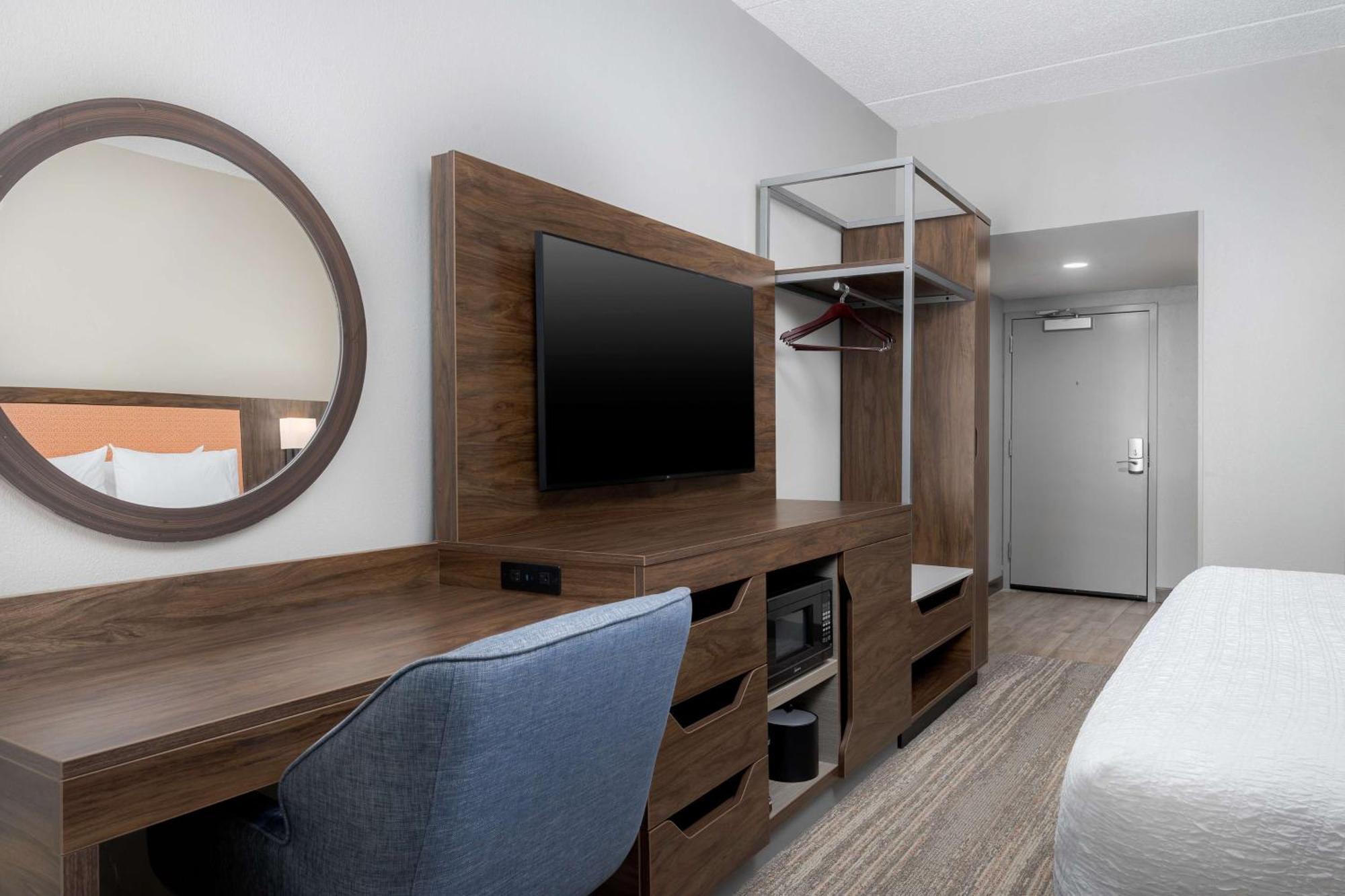 Hampton Inn Louisville Airport Fair/Expo Center Extérieur photo