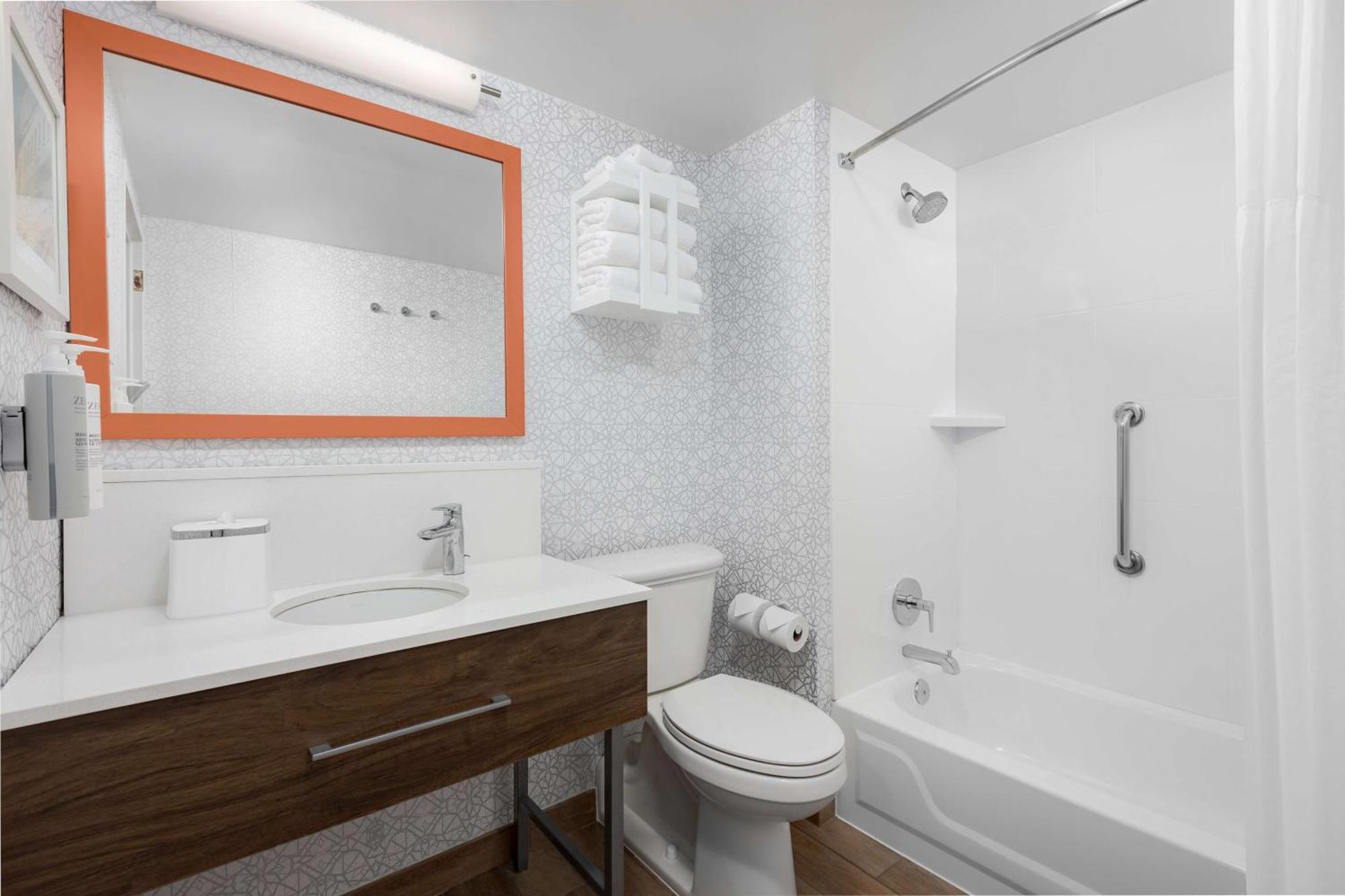 Hampton Inn Louisville Airport Fair/Expo Center Extérieur photo