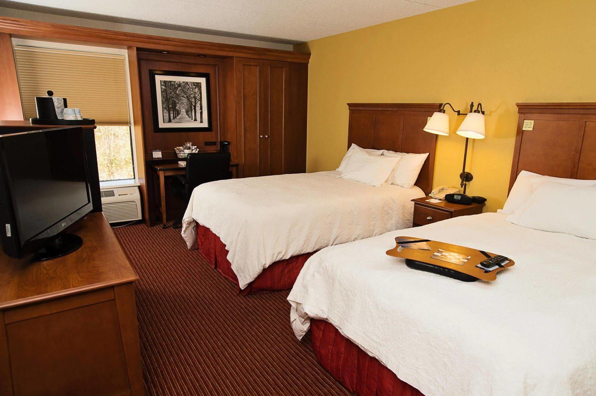 Hampton Inn Louisville Airport Fair/Expo Center Extérieur photo