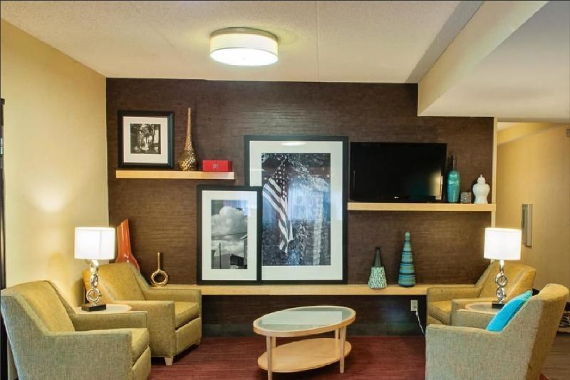 Hampton Inn Louisville Airport Fair/Expo Center Extérieur photo
